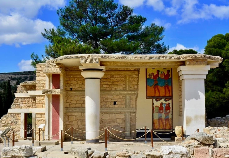the South Propylaeum at Knossos