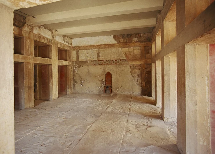 interior of the Hall of the Double Axes, with Evan's reconstruction of a wooden throne