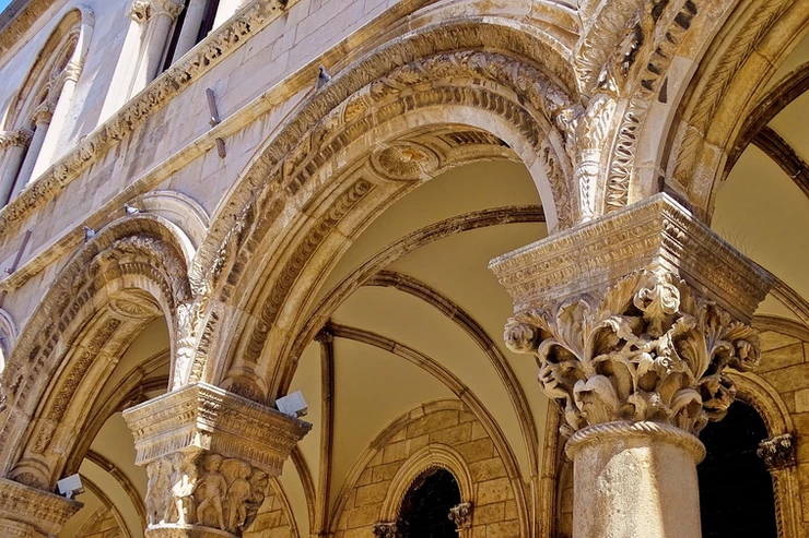 ornate columns on the Rector's Palace