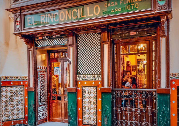 El Rinconcillo, the oldest tapas bar in Seville