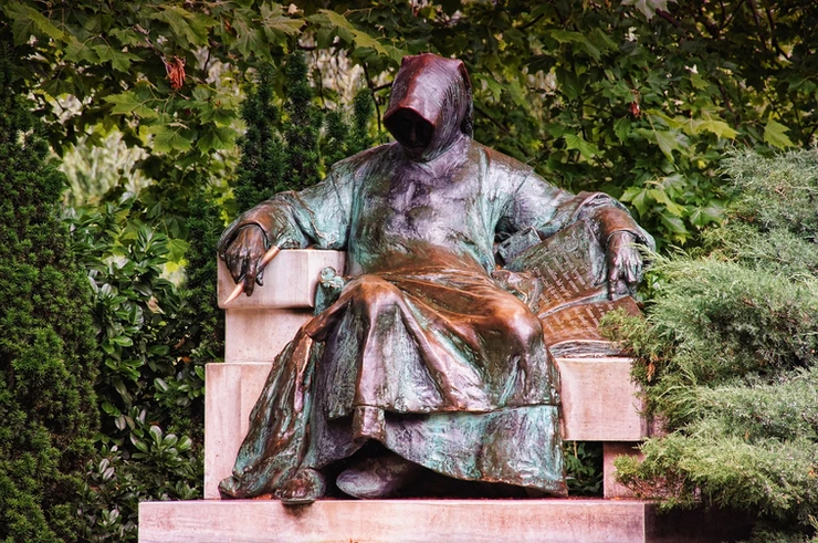 Statue of Anonymous