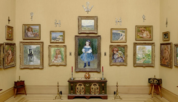 gallery full of Renoirs in the Barnes Foundation