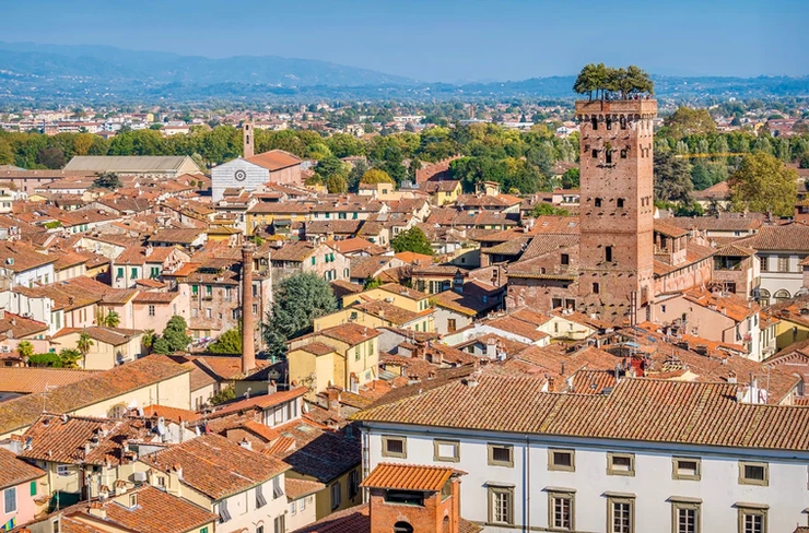 cityscape of Lucca