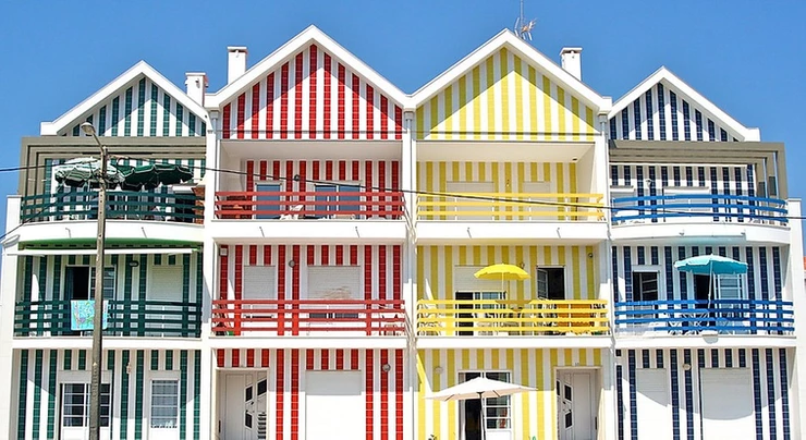 striped houses on Costa Nova Beach