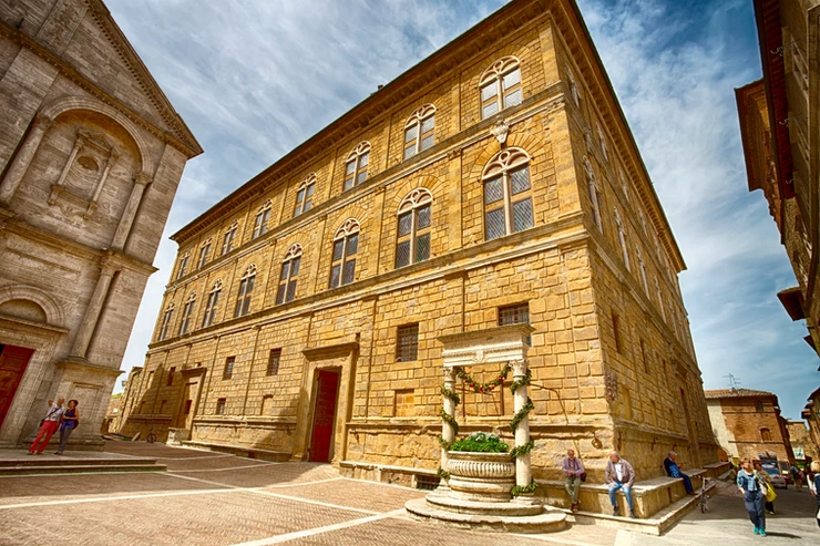 Piccolomini Palace