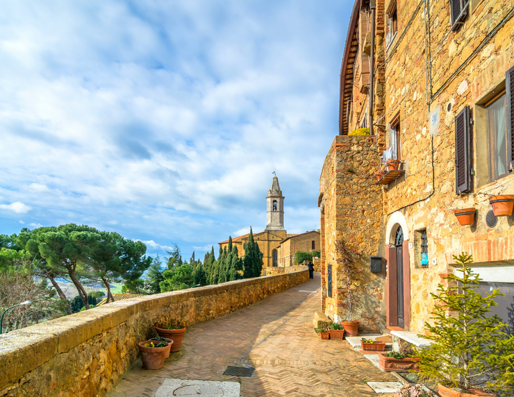 Passeggiata Panoramica, a stroll along this route is one of the best things to do in Pienza