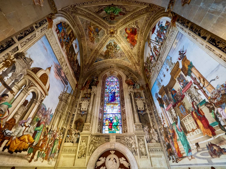 frescos in the Filippo Strozzi Chapel 