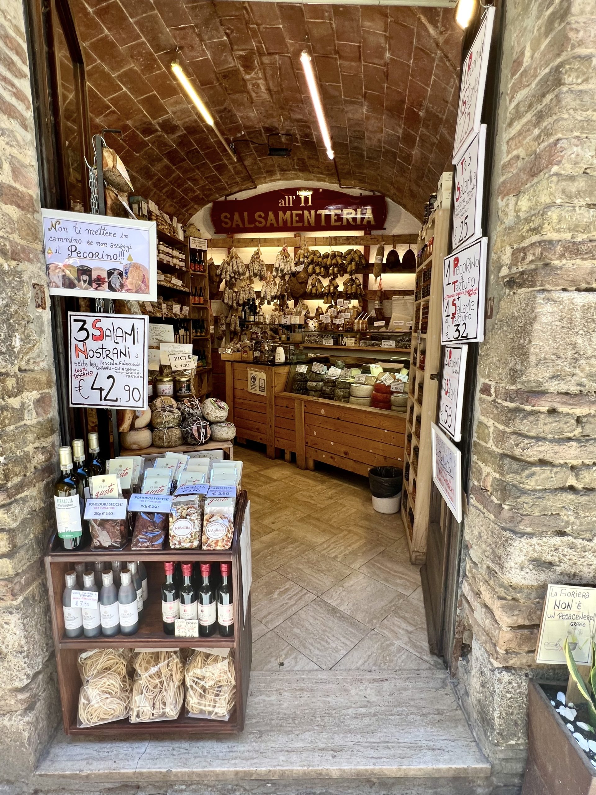 cute shop in San Gimignano