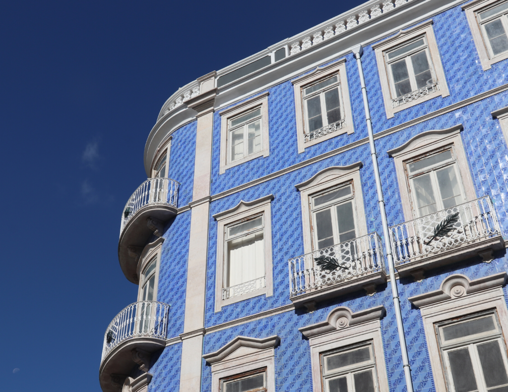 azulejo facade in Lisbon