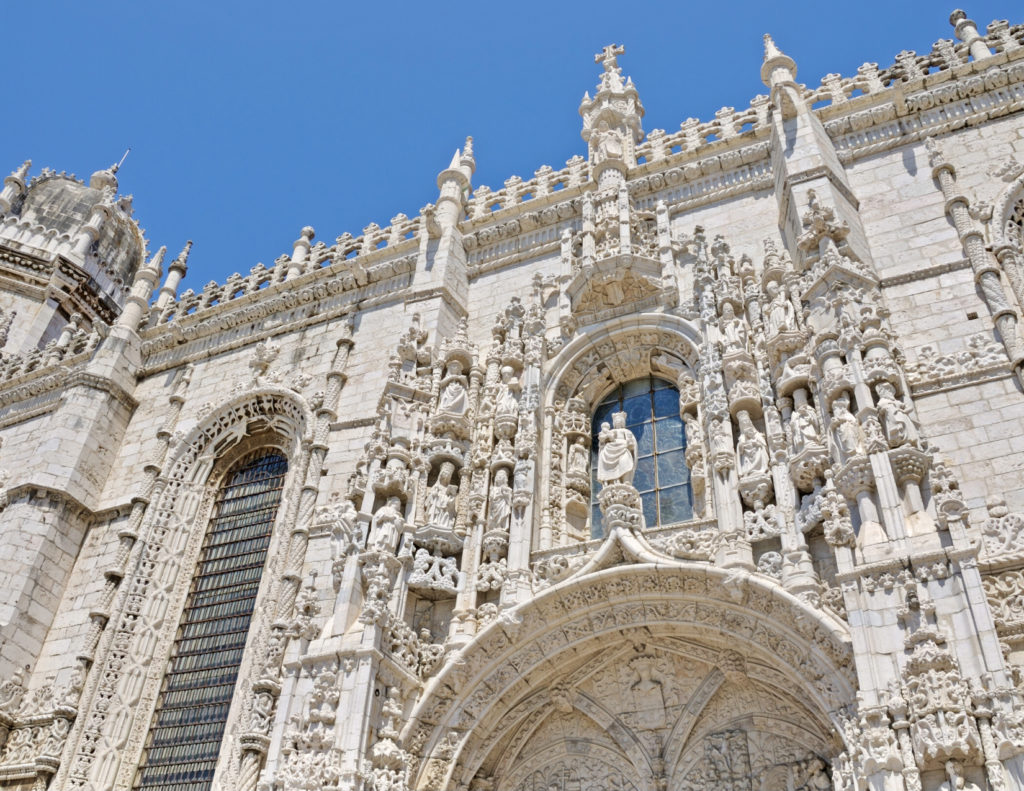 the magnificent portal of Jeronimos Monastery