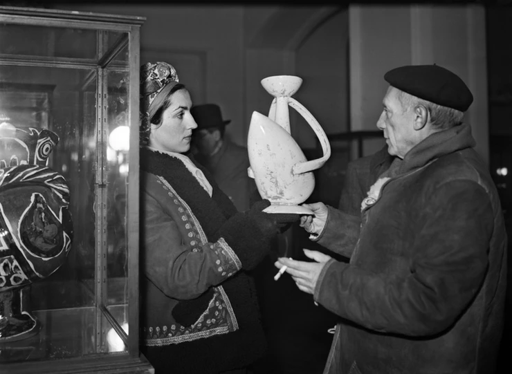 photo of Francoise Gilot and Picasso