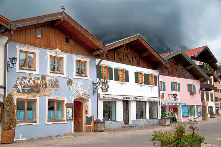 frescoed houses in Mittenwald Germany