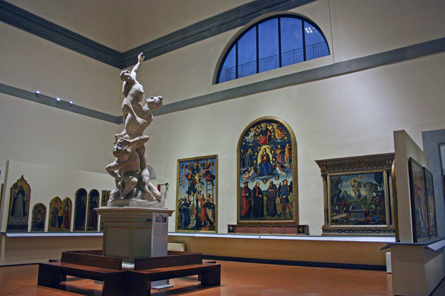 Hall of Colossus, with a Giambologna sculpture
