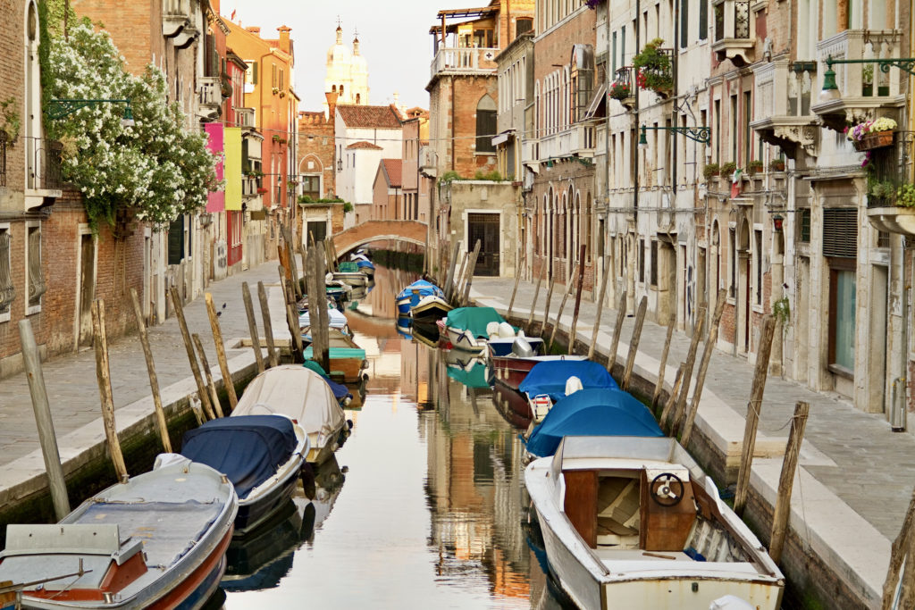 quaint canal in the Dorsoduro 