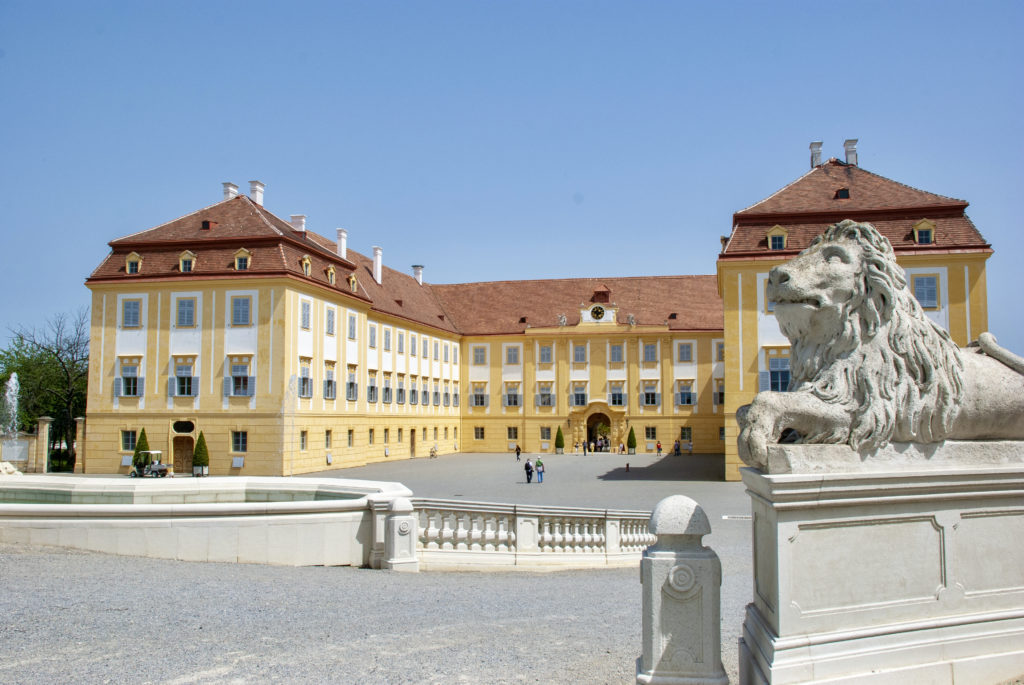Hof Palace