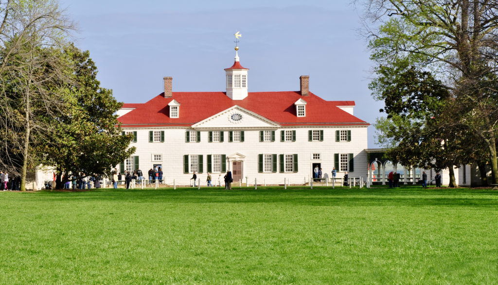 the main house at the Mount Vernon estate in Virginia