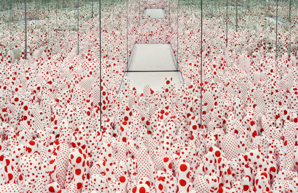 Yayoi Kusama, Phalli’s Field, 1965 --one of her infinity rooms