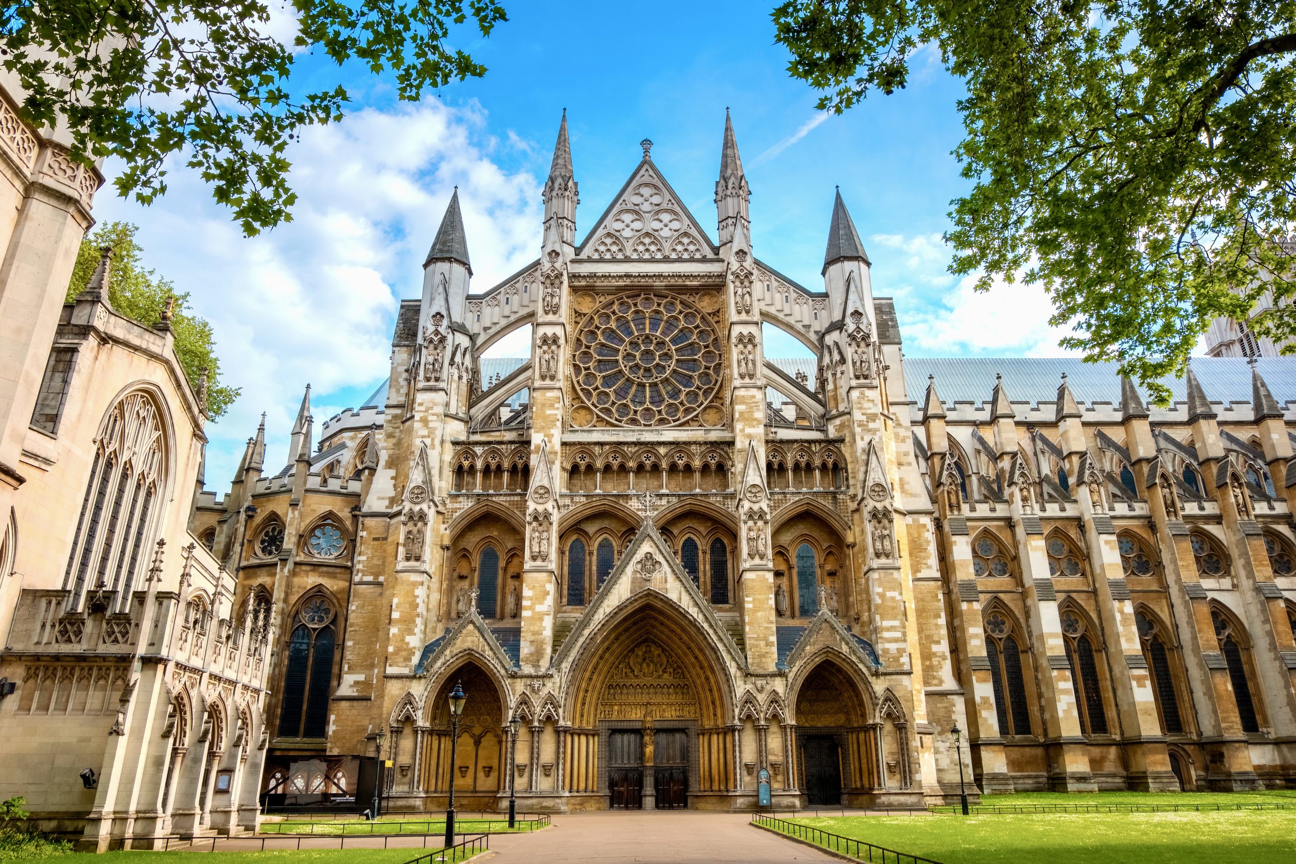 visit st paul's cathedral or westminster abbey