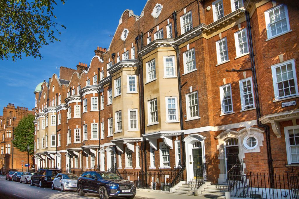 row homes in Mayfair