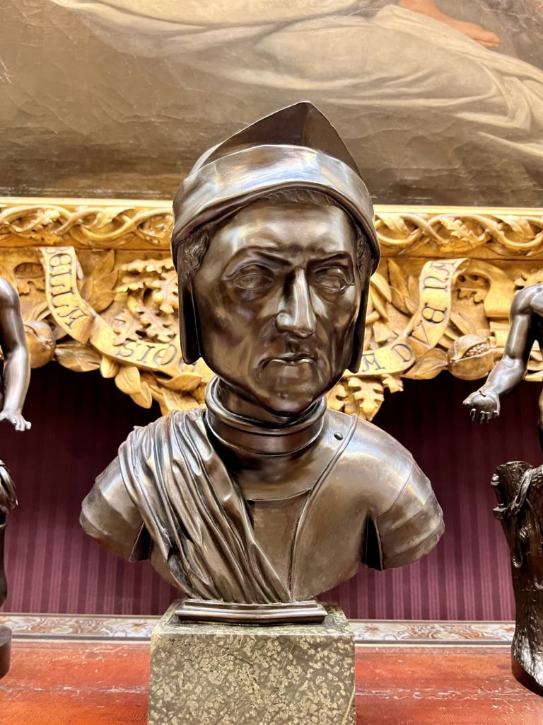 bust of Dante