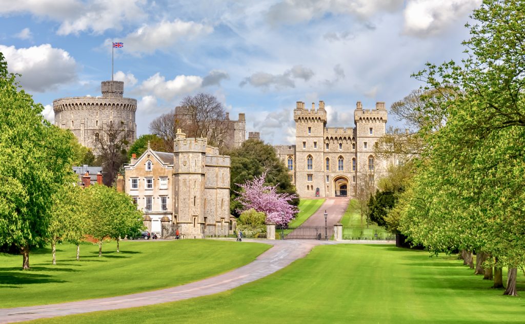 the Long Walk to Windsor Castle 