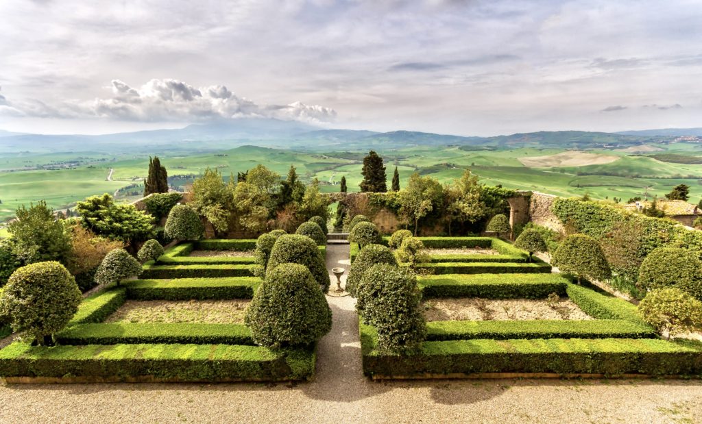 gardens in the Piccolomini Palace