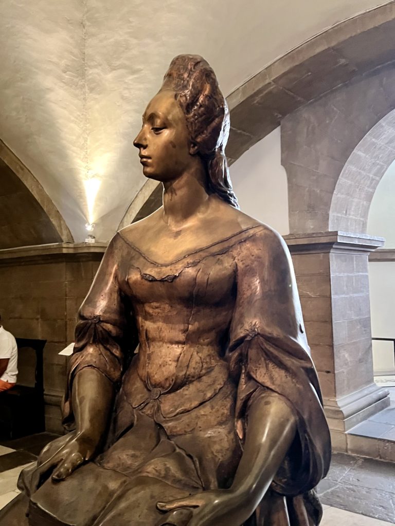 Alfonso Boninsegni's sculpture of Anna Maria Luisa de' Medici