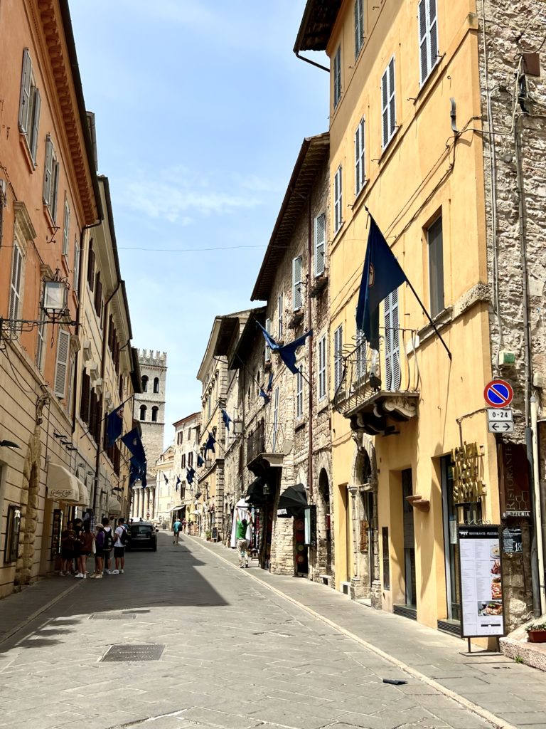 pretty street in Assisi