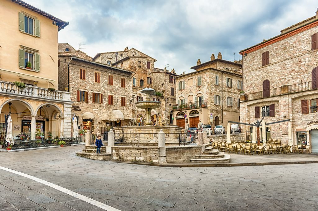 Piazza del Comune (Town Hall Square)