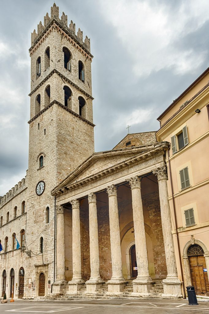 Temple of Minerva on the Piazza del Comune