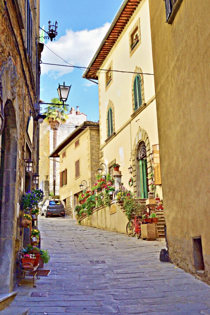 pretty street in Cortona