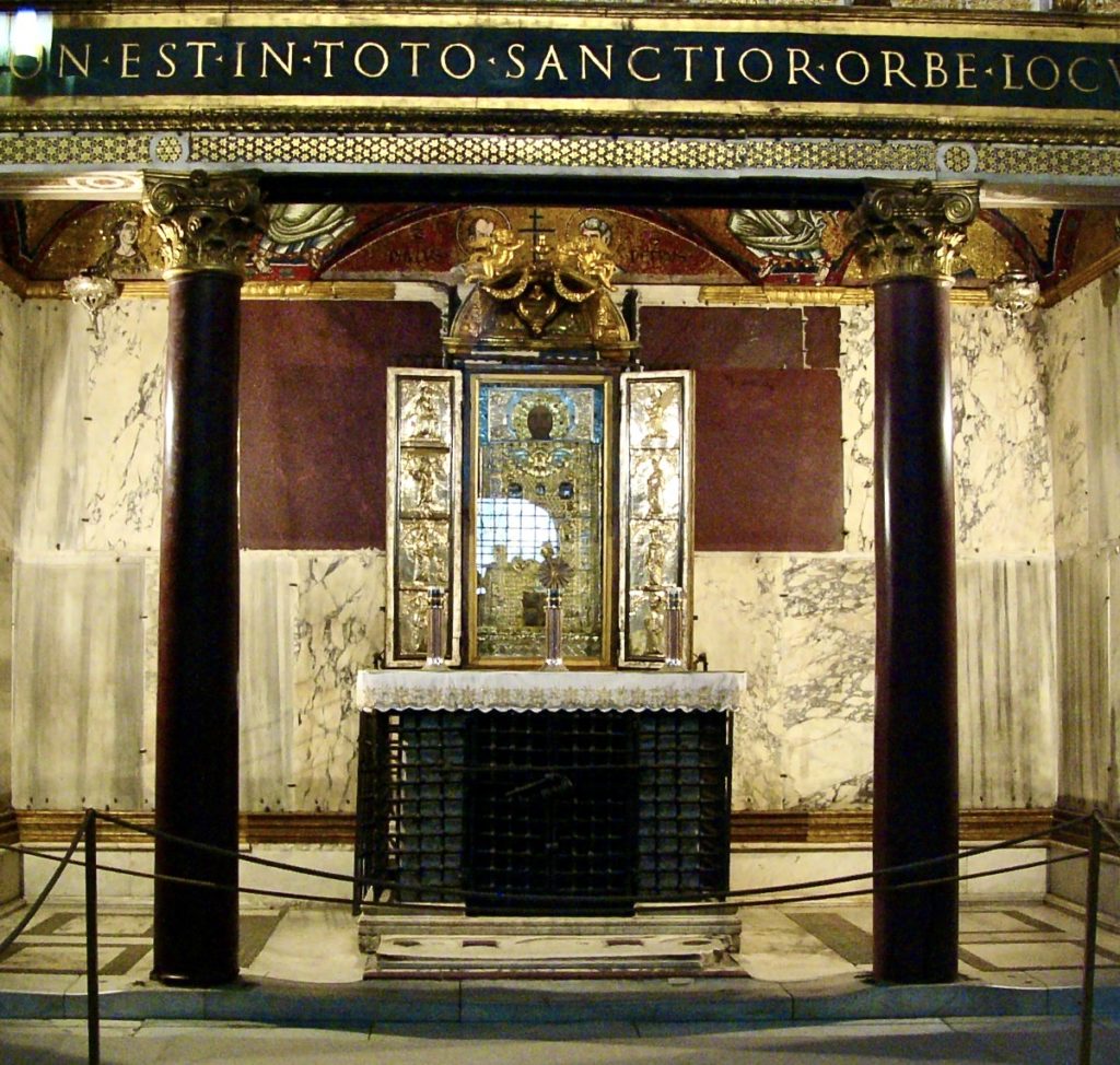 Acheiropoieta icon in the Sancta Sanctorum