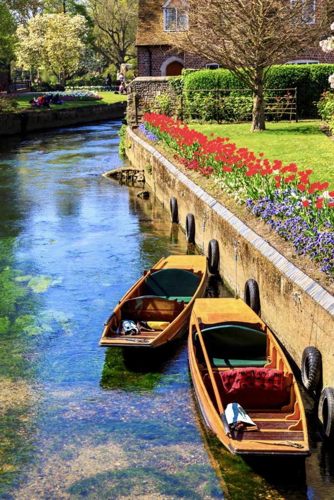 punting boats