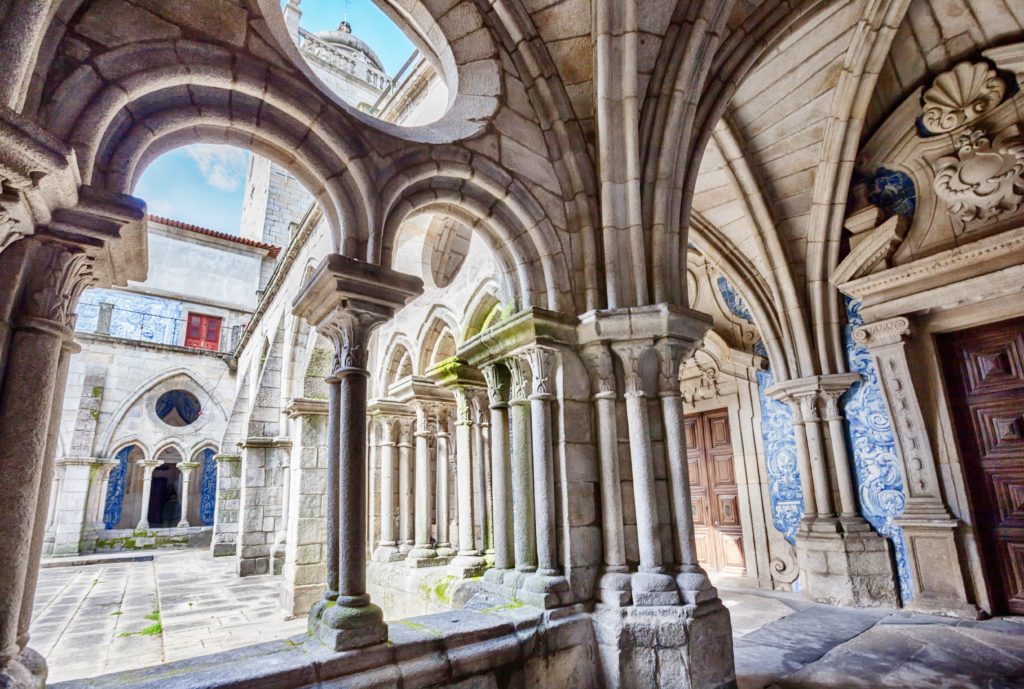 cloister of Porto Cathedral