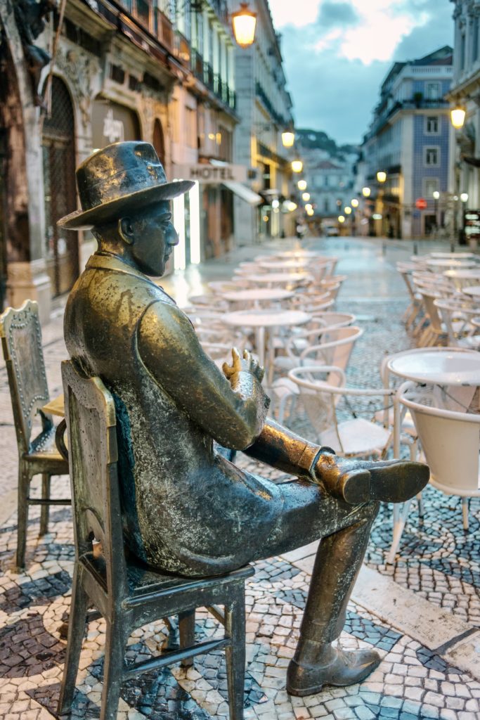 sculpture of poet and writer Fernando Pessoa