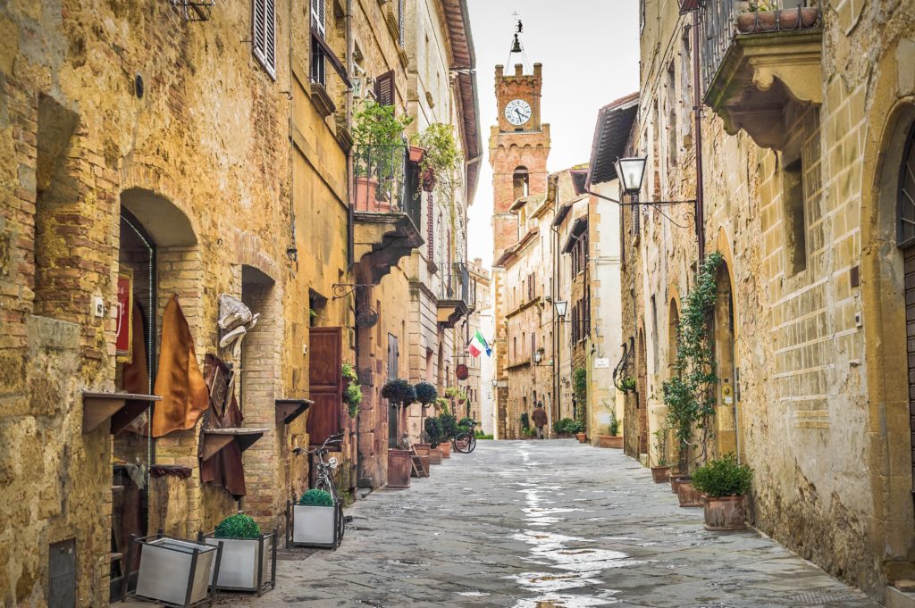 pretty lane in Pienza, a must visit with a weekend in the Val d'Orcia