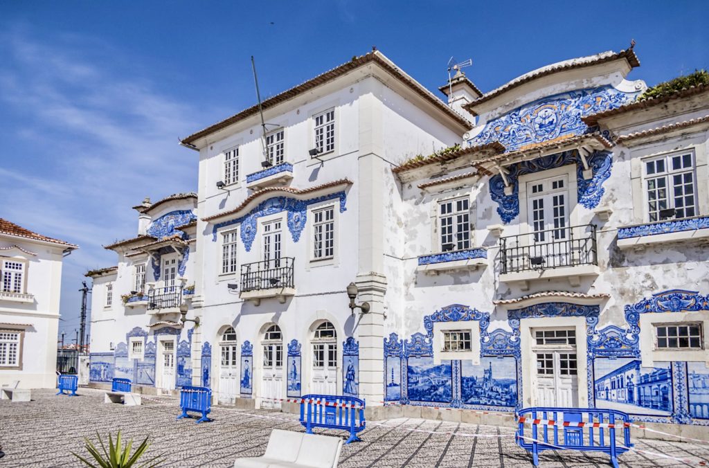 azulejo -clad Aveiro train station