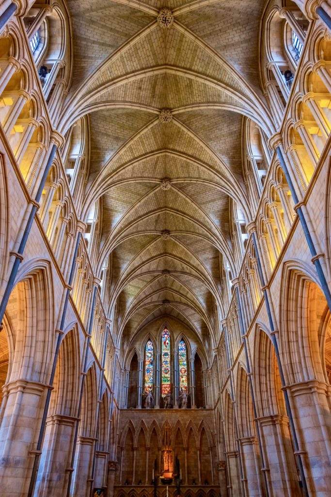 nave of Southwark Cathedral 