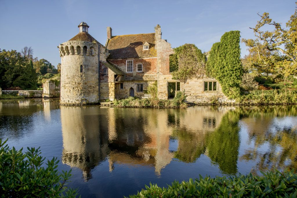 ruins of the Old Scotney Castle