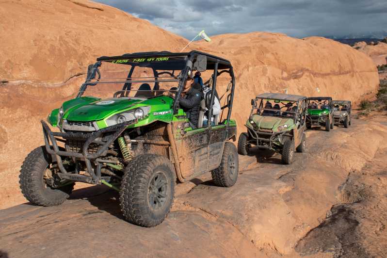 4 x 4 extreme jeep tour in Moab