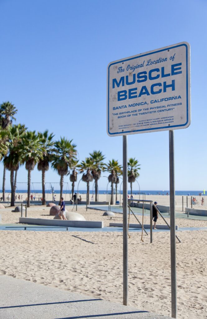 Muscle Beach, a monument for all fitness fans