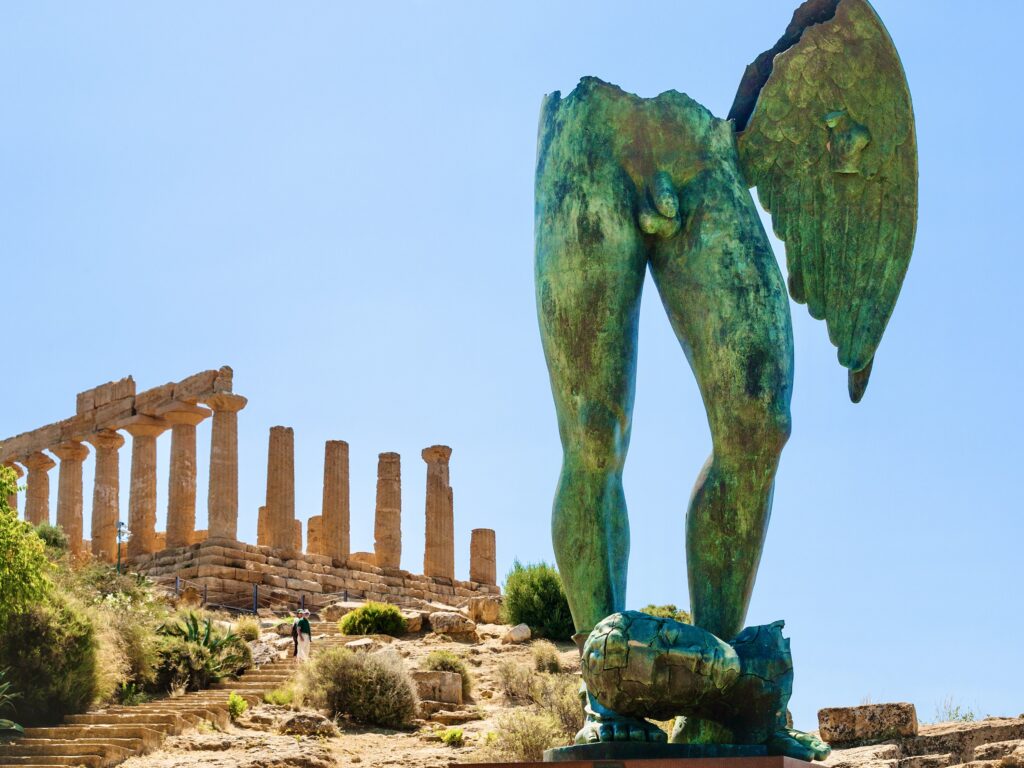 Icarus statue and Temple of Juno 