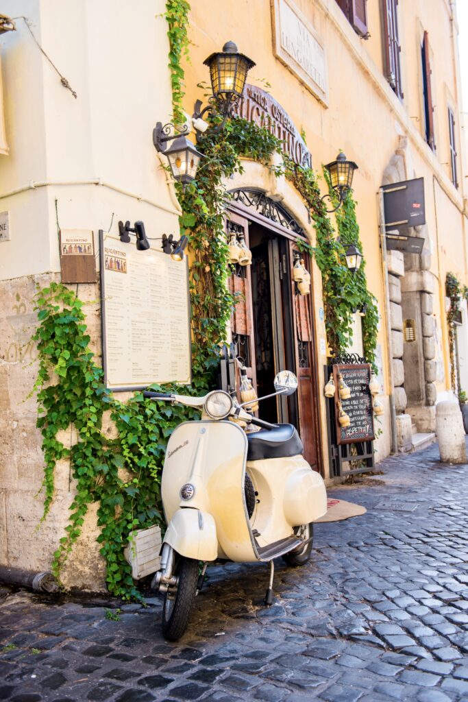 vespa in Trastevere