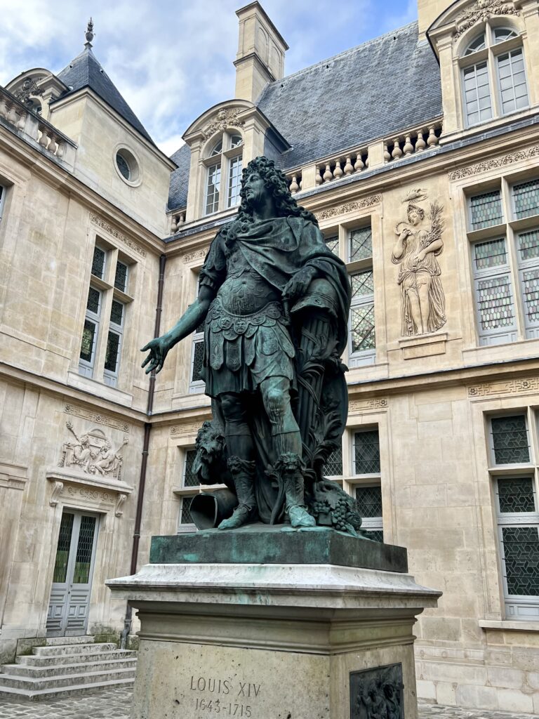 Louis XIV statue in the Carnavalet's courtyard