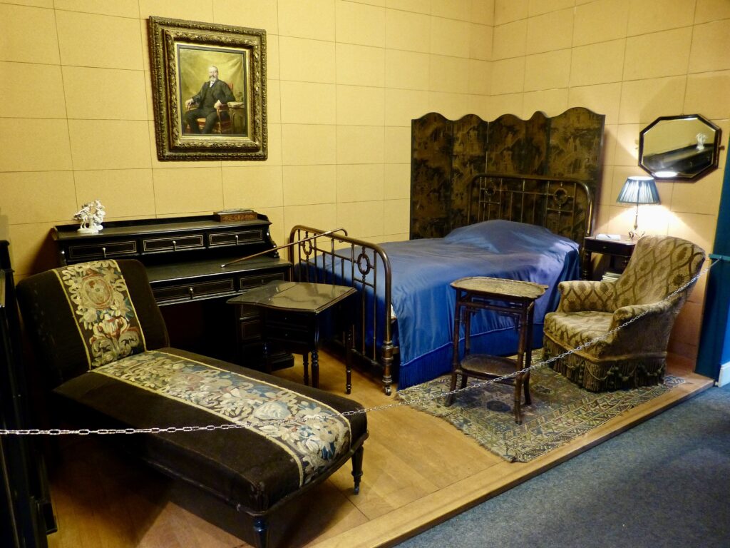 bedroom of Marcel Proust