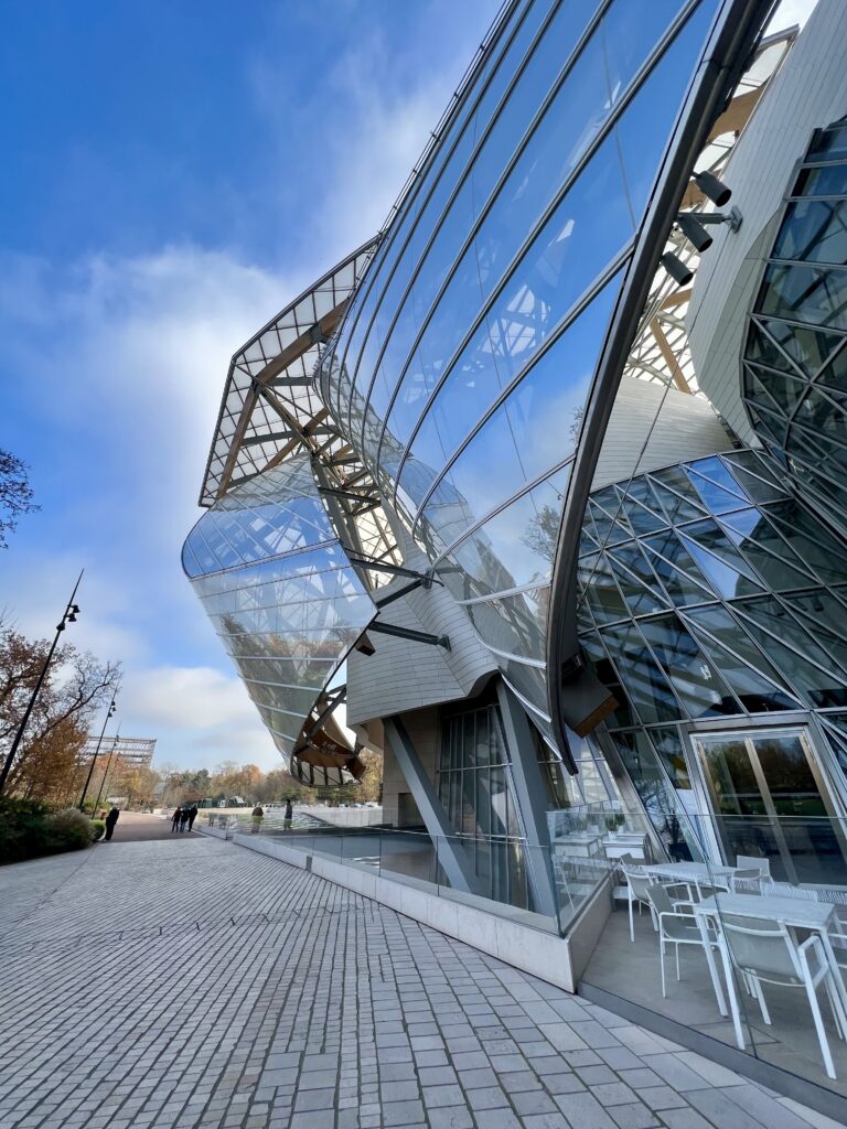 Complete Guide to the Fondation Louis Vuitton Museum (Visits