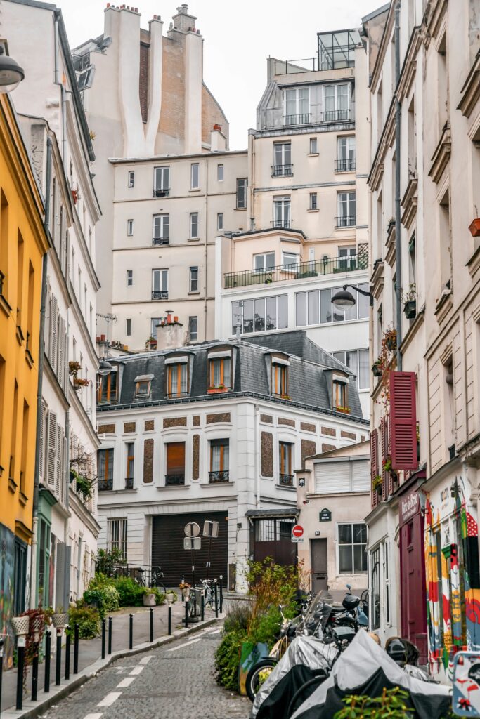 street in Montmartre