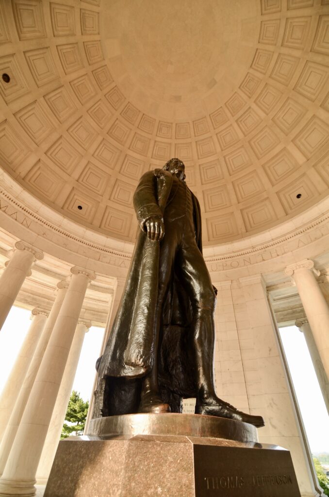 Thomas Jefferson statue