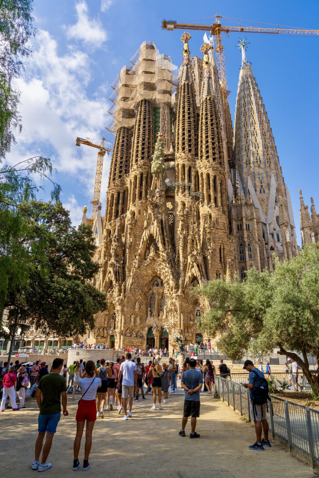 Perfect 3 Days In Barcelona Itinerary, For First Timers - The ...