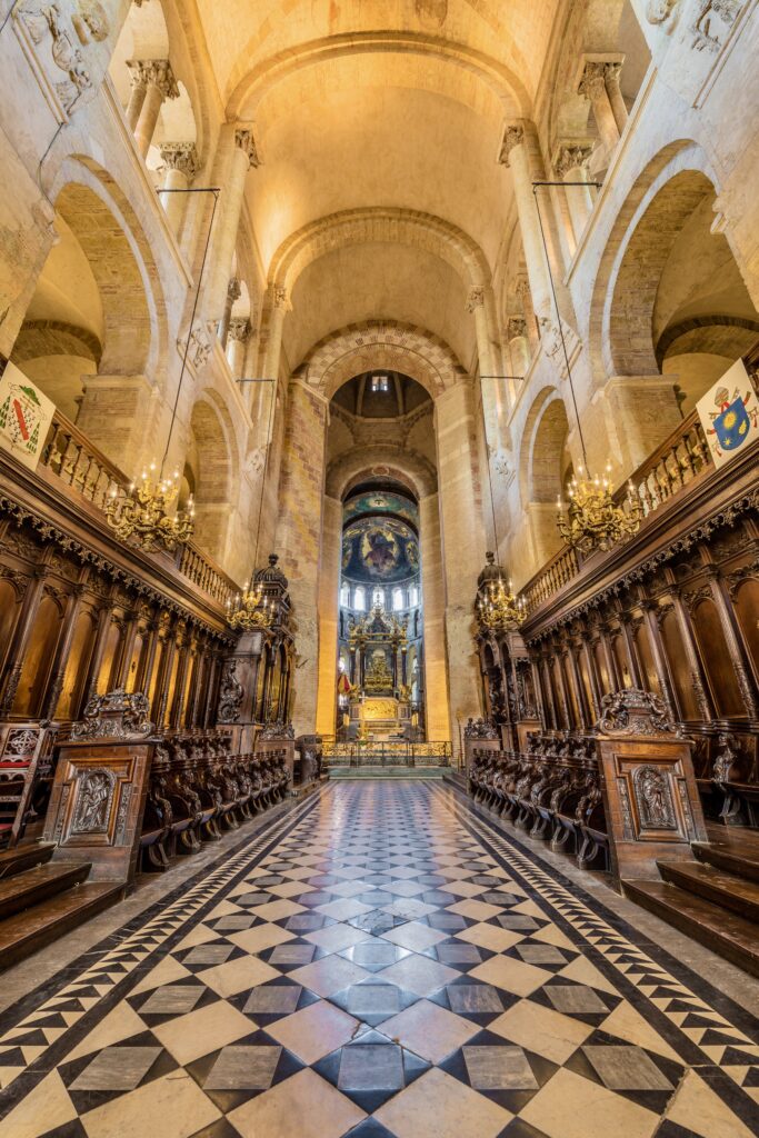 interior of Saint Sernin